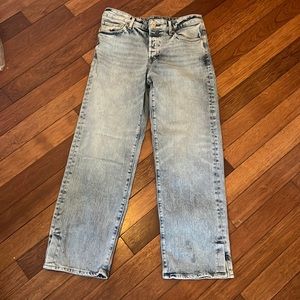 Relaxed straight jeans